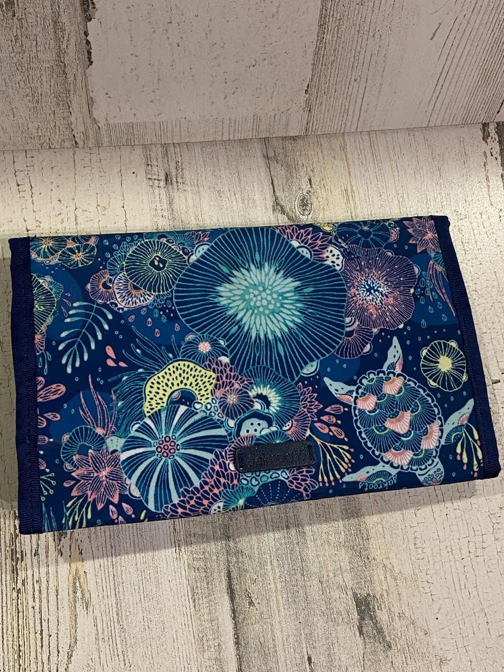 Sakroots Artist Circle Seascape Turtle Travel Jewelry Organizer - Picture 2 of 12